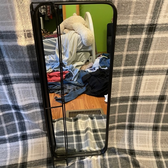 Mirror - Picture 3 of 3